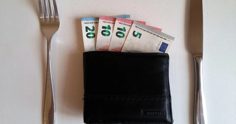Le salaire de référence : la formule la plus avantageuse, pas une option